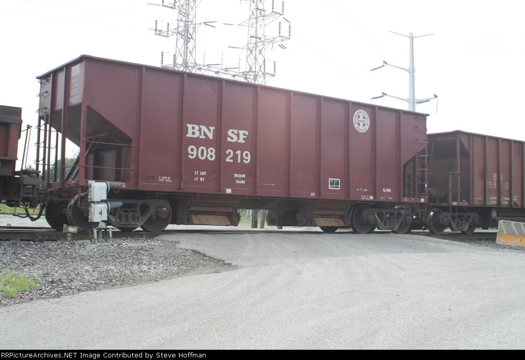 BNSF 908219