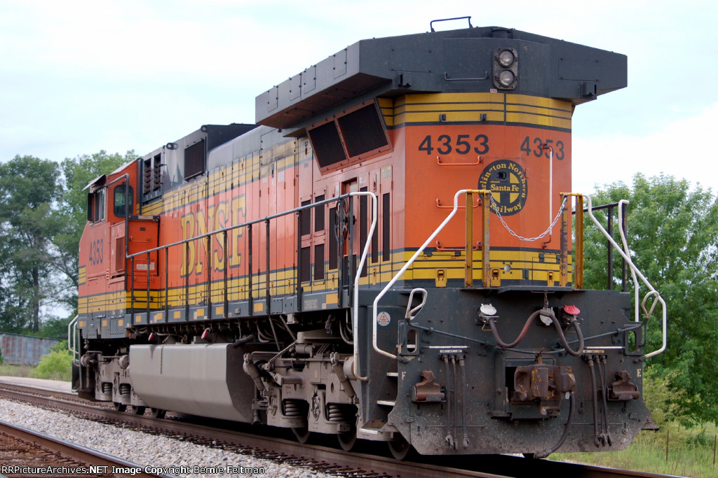 Burlington Northern Santa Fe C44-9W #4353 tied down in the south end of the siding 
