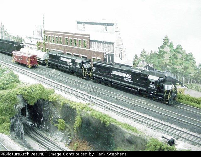 scratchbuilt SD70 and B23-7 sit at Opelika waiting on next assignment