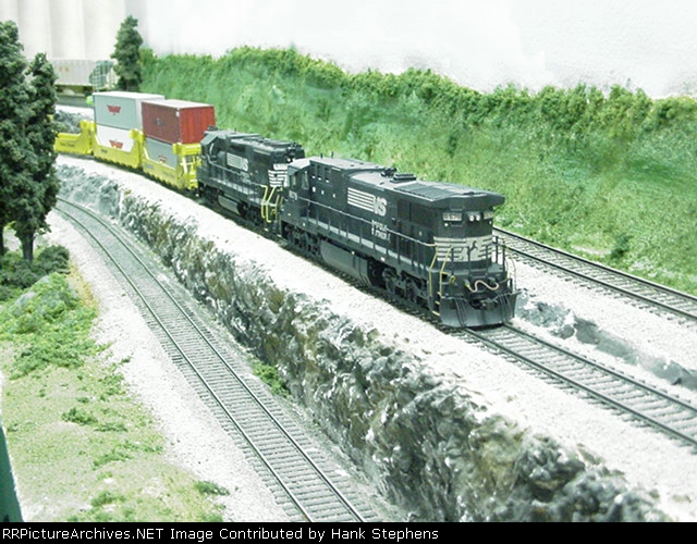 NS stack train near Birmingham at Lovick, AL