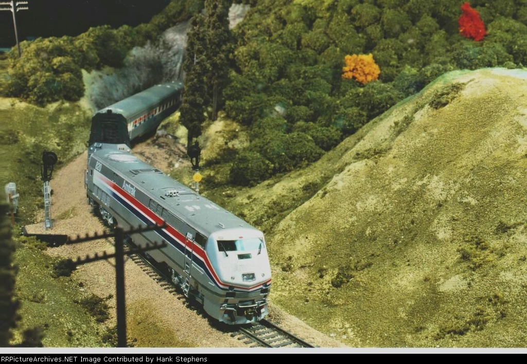 American Orient Express (AOE) with leased AMTK equipment on the head runs some of its first "Crescent Tour" trains as it makes its way from New Orleans to Savannah, GA on the NS P-Line