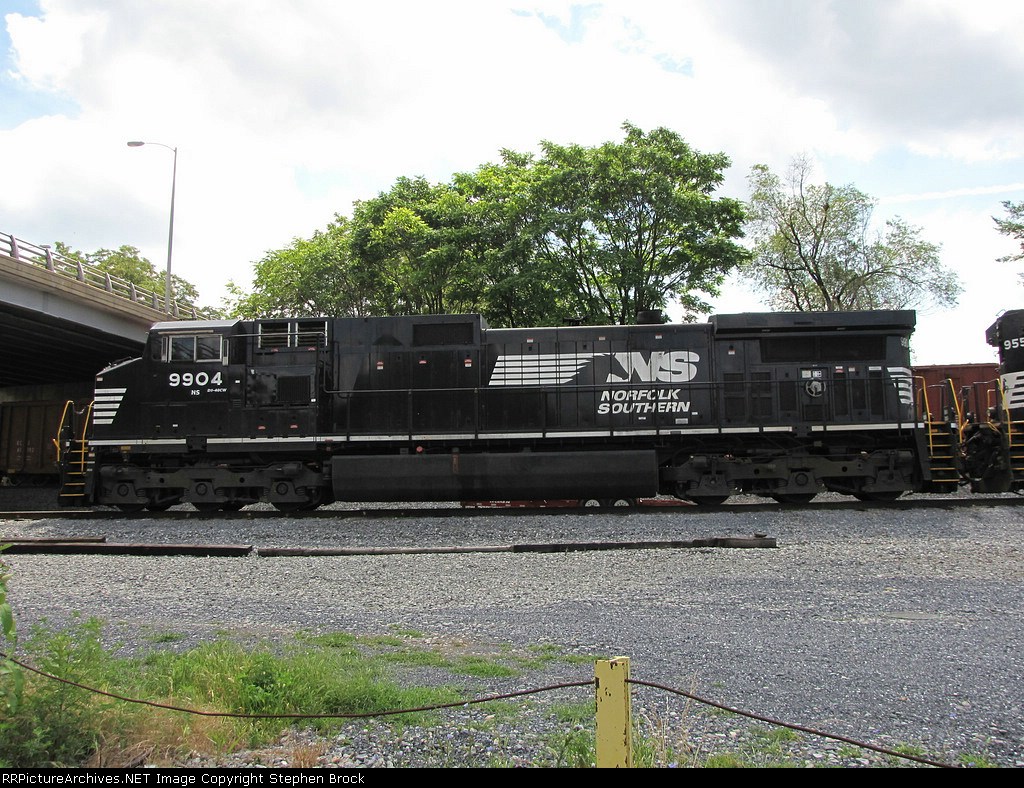 NS 9904 tied down in the yard