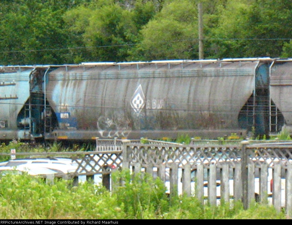 UNKNOWN COVERED HOPPER