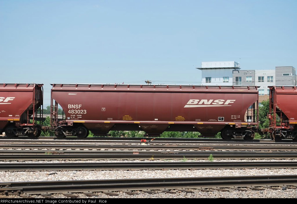BNSF 483023