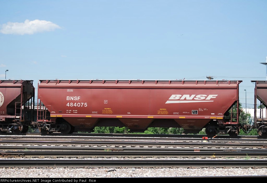 BNSF 484075