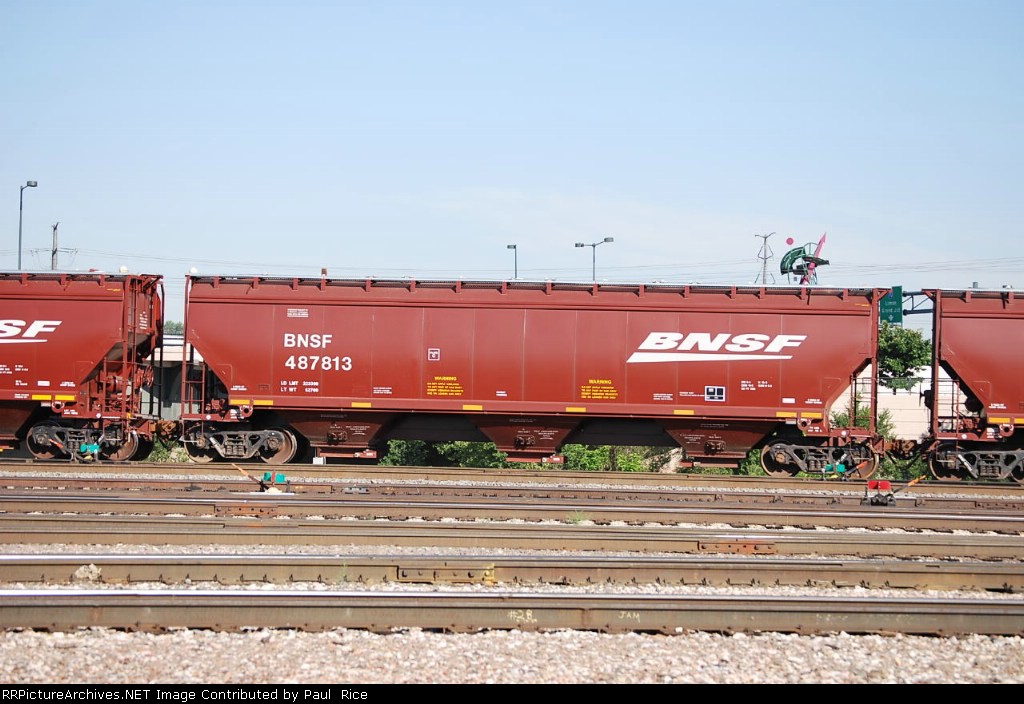 BNSF 487813