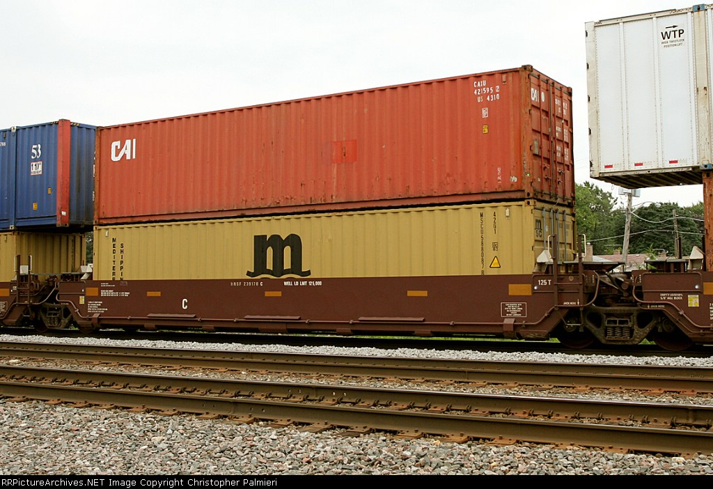 BNSF 239170 C loaded with CAXU 421595 and MSCU 588087