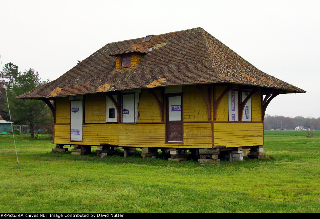 Abandoned old station