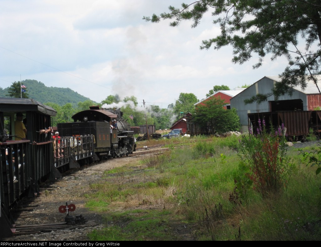 EBT 15 backs the train in the wye to go back to the station