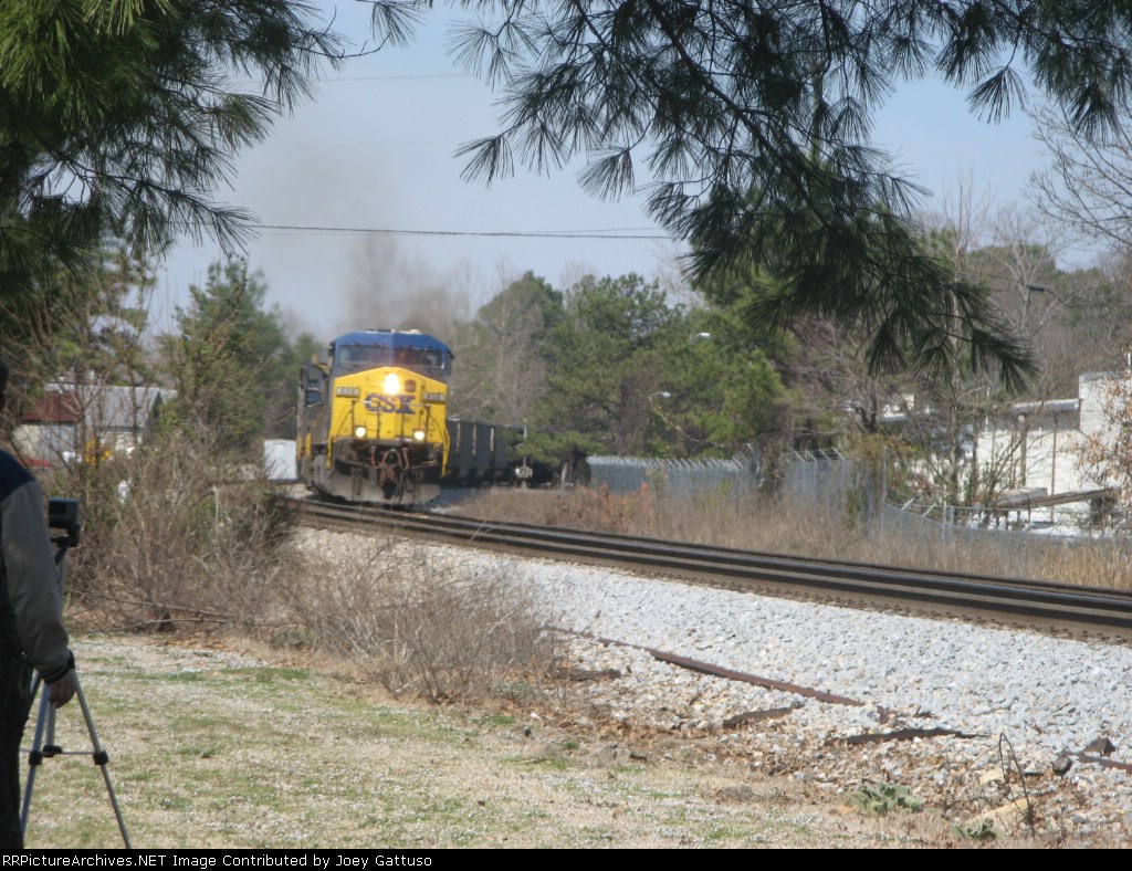 CSXT loaded coal