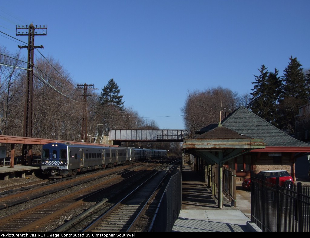 M7's pass the former NYC station