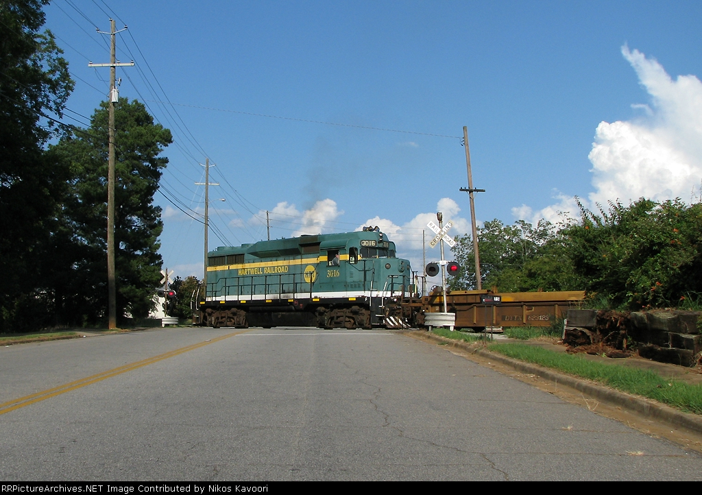 Athens Line Railroad Storage move pulling across Barnett Shoals Road