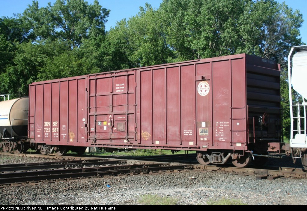 BNSF 722587