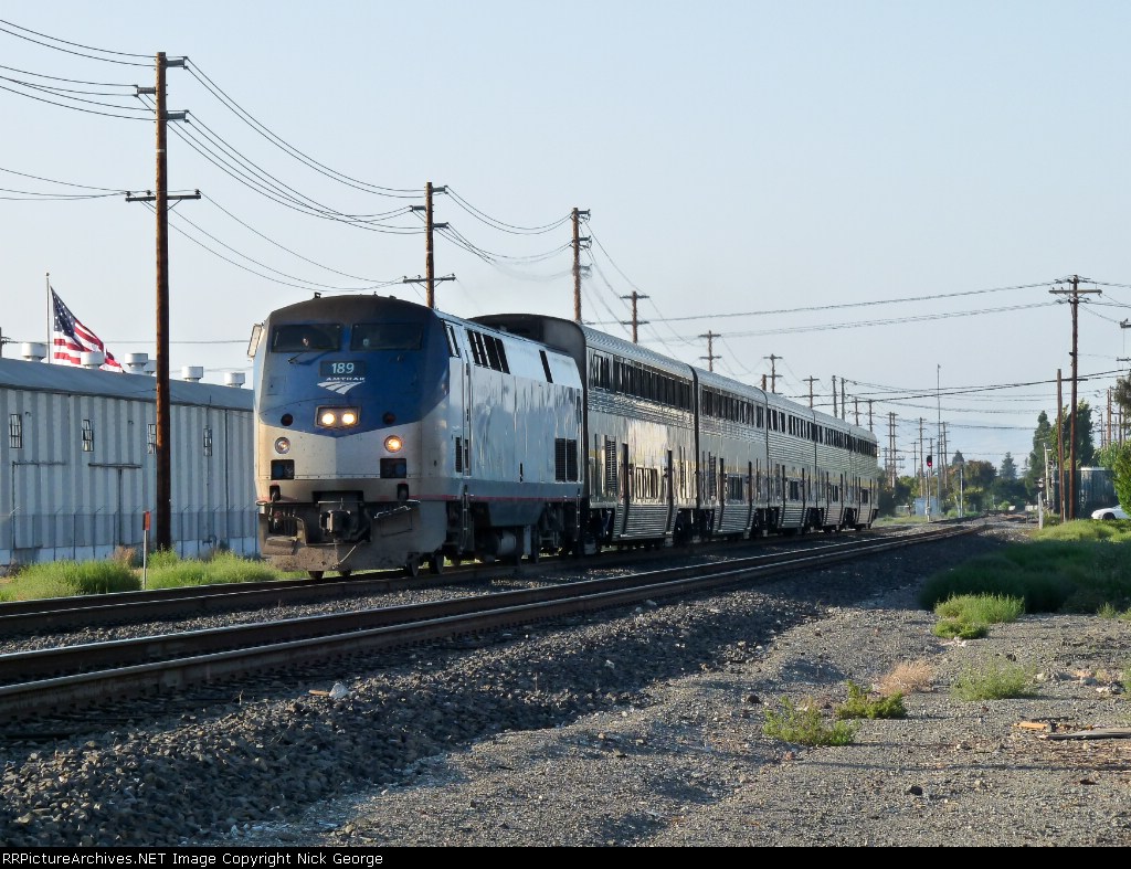 Amtrak 543 at CP Expressway