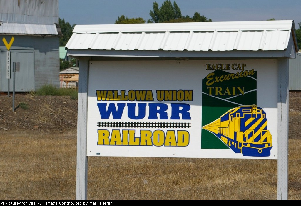 WURR Sign