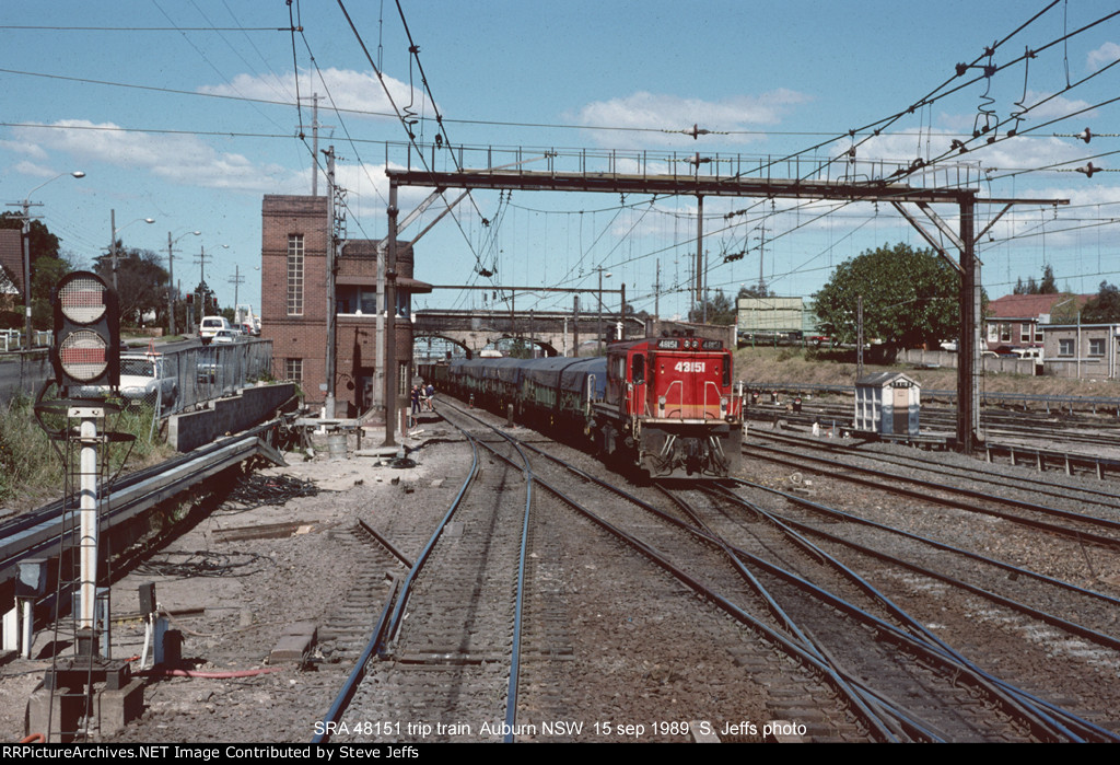 SRA 48151 trip train