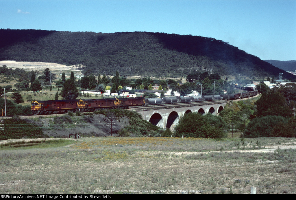 SRA 8016 12 17 train 8271