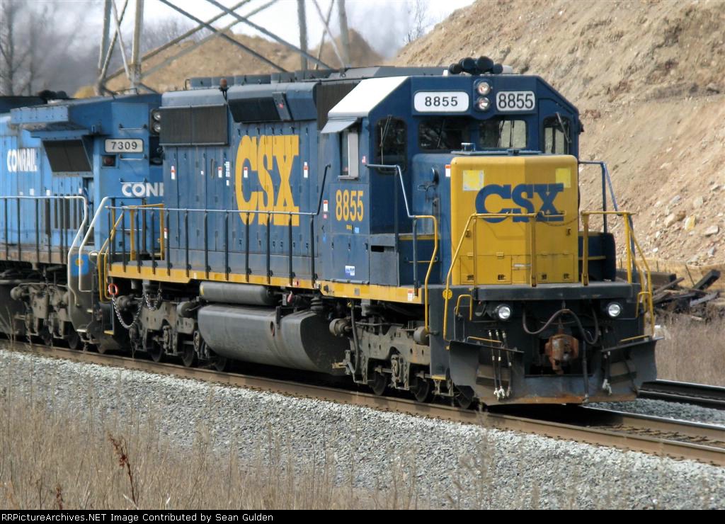 CSXT EMD SD40-2 8855