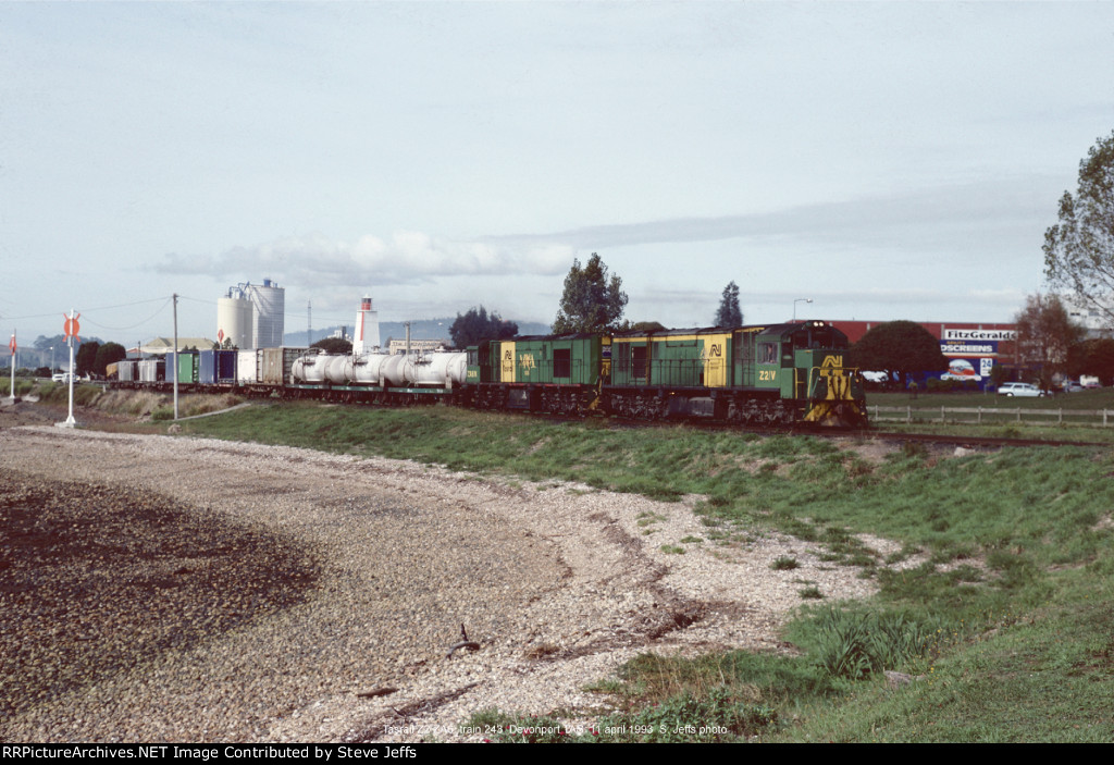 Tasrail Z2 ZA6 train 243