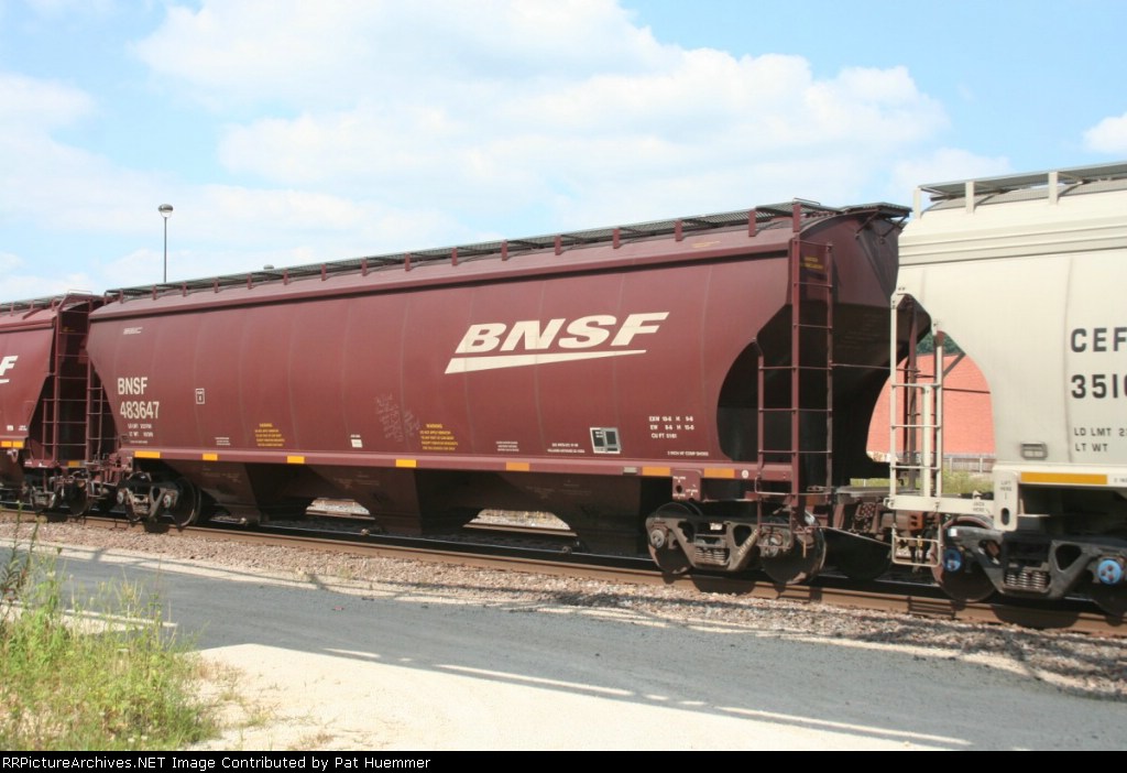 BNSF 483647