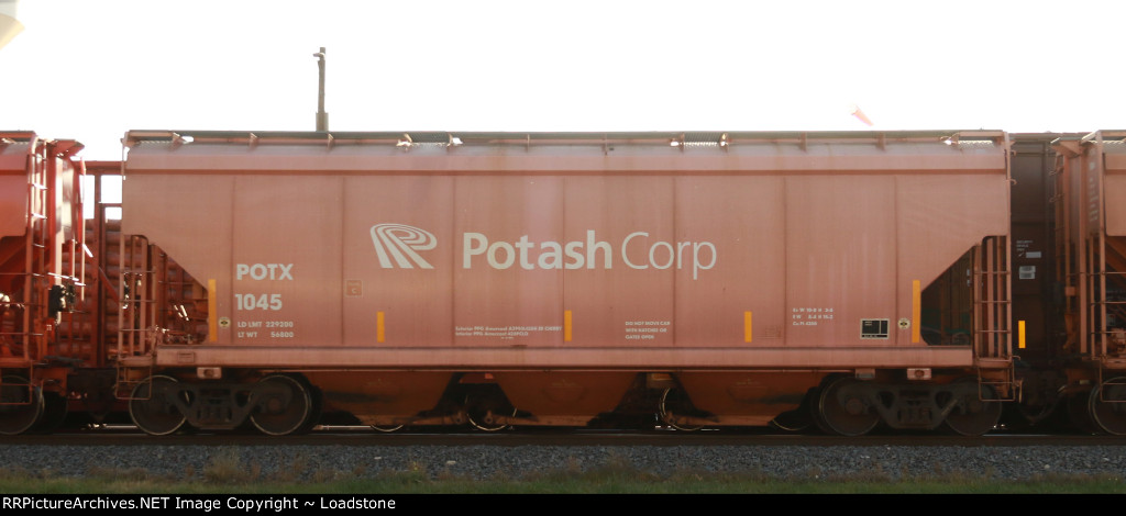 POTX 1045