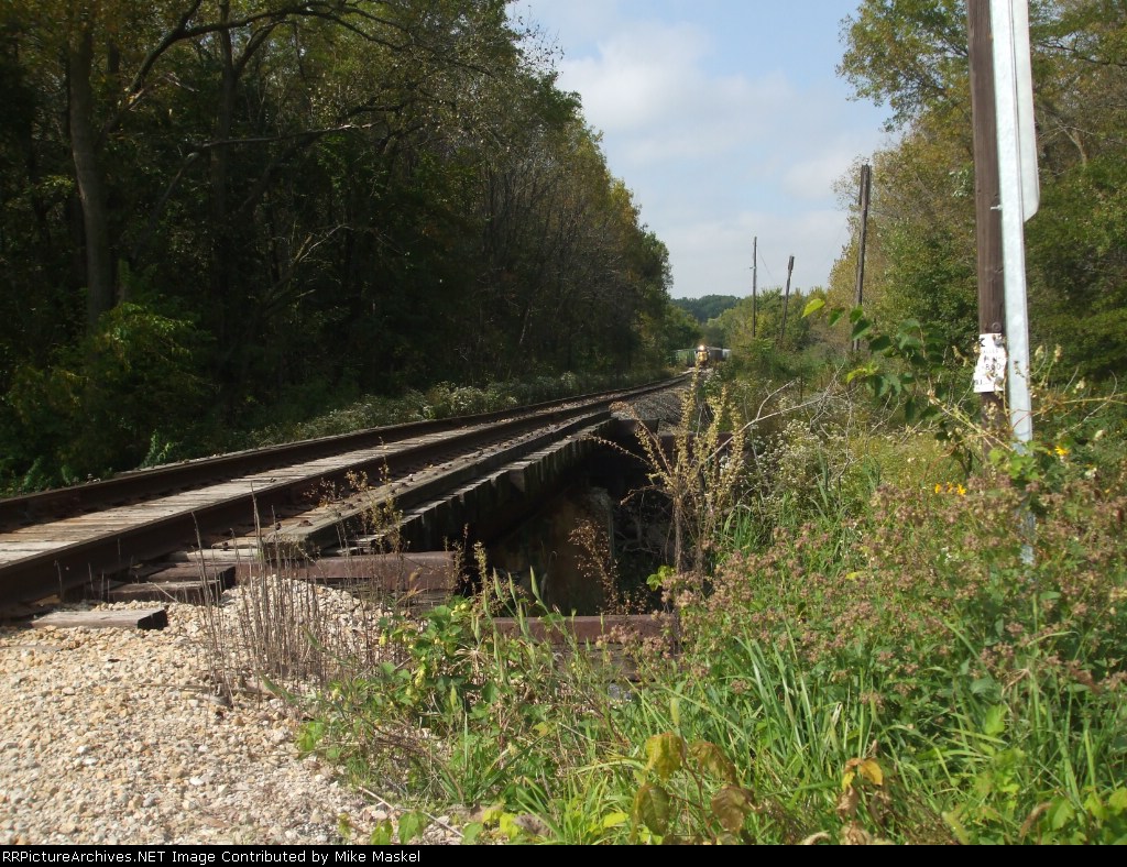 CSX TRAIN BRIDGE