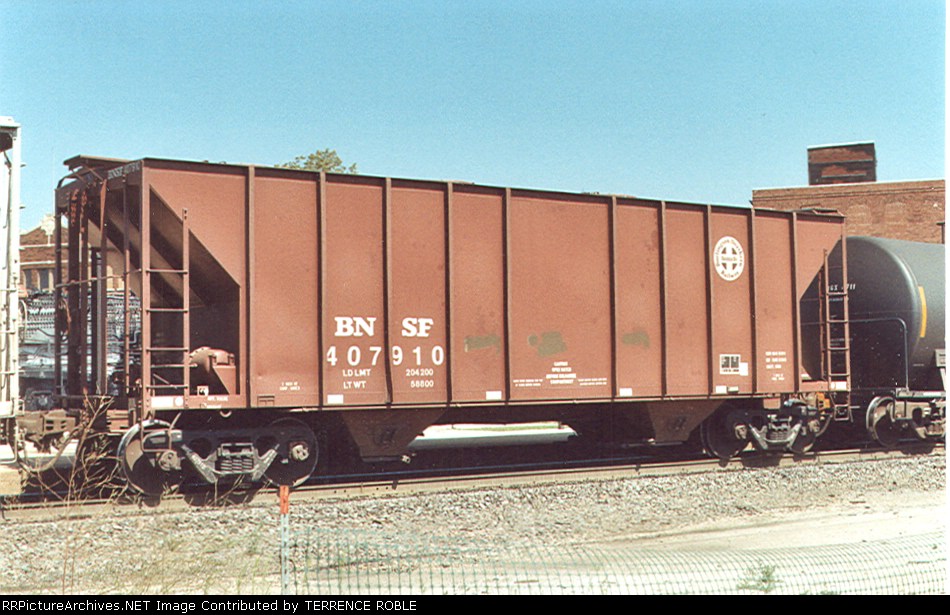 BNSF hopper