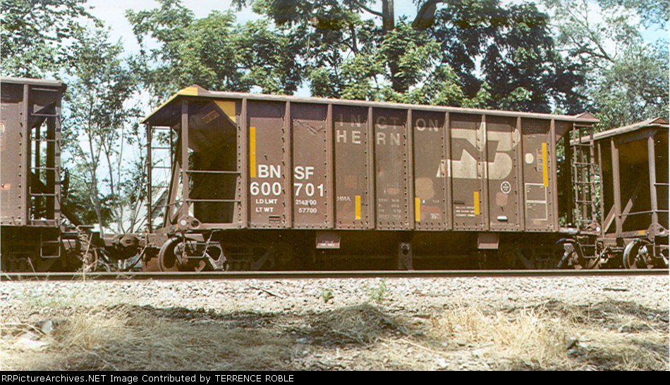 BNSF ore car (ex-BN)