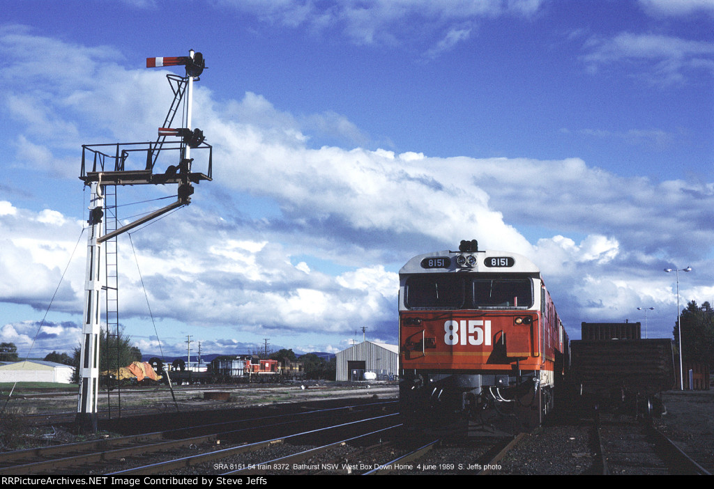 SRA 8151 54 train 8372