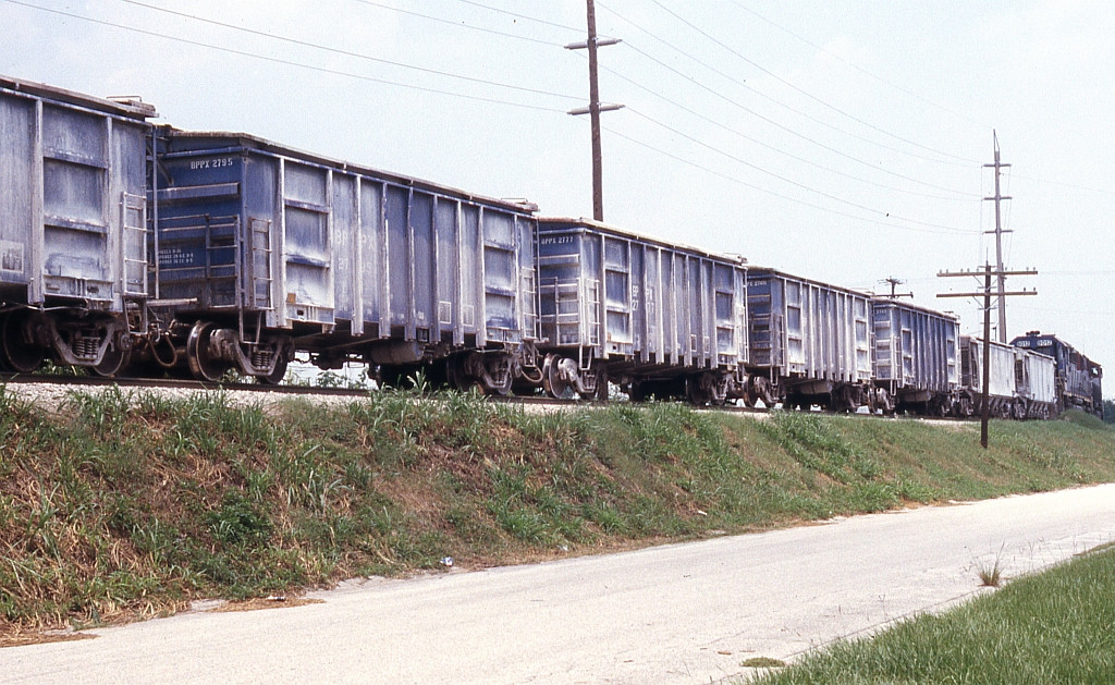 Loaded wet rock head for extraction
