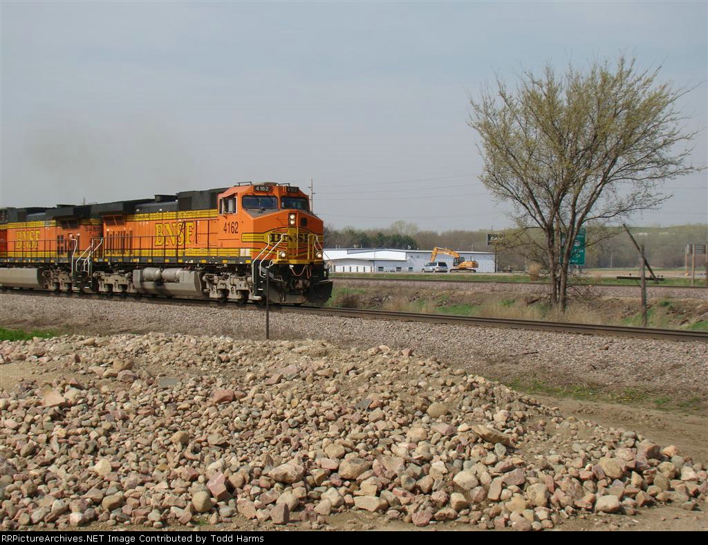 BNSF 4162