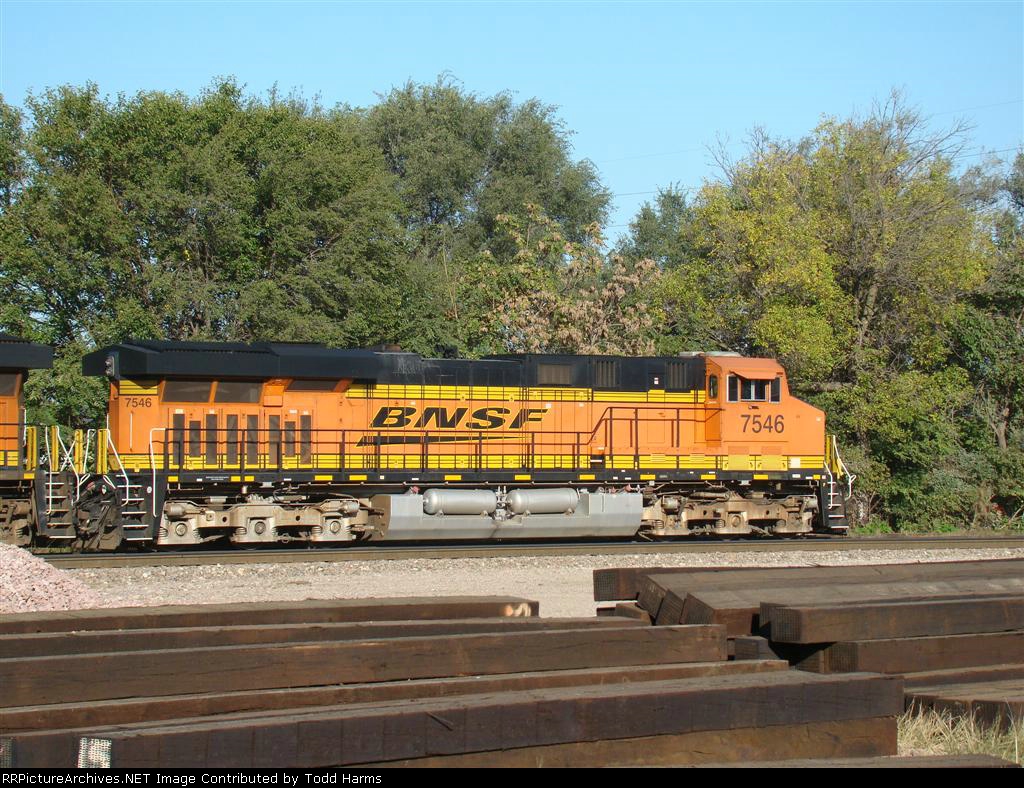 BNSF 7546