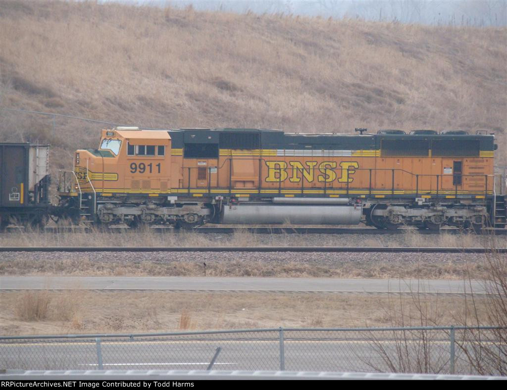 BNSF 9911