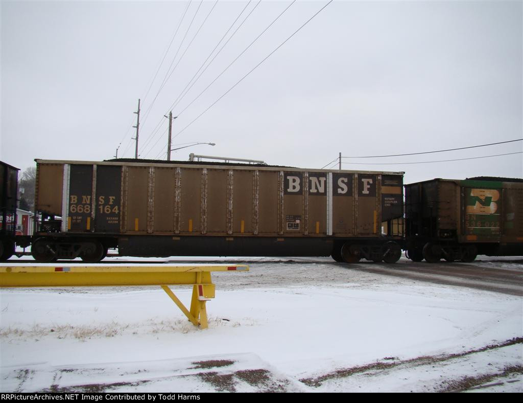 BNSF 668164