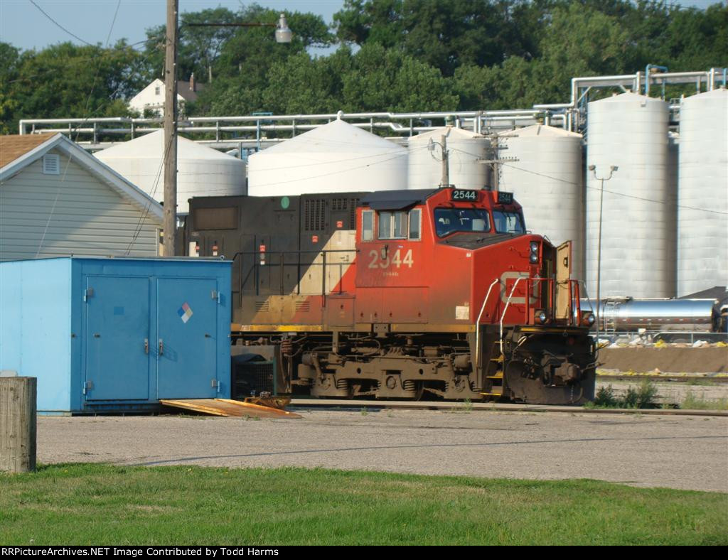 CN 2544
