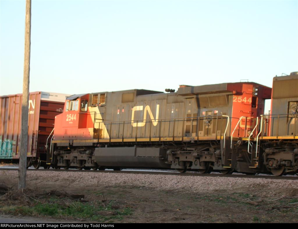 CN 2544