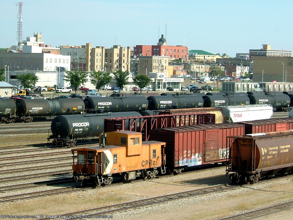 Full house at the Moose Jaw shops