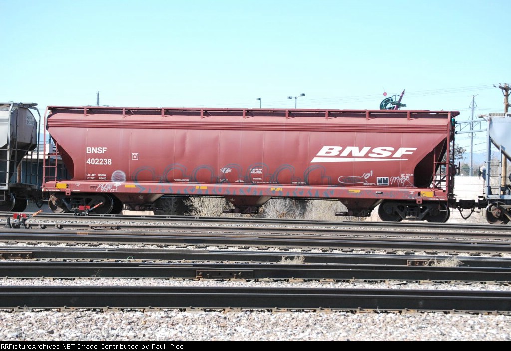 BNSF 402238