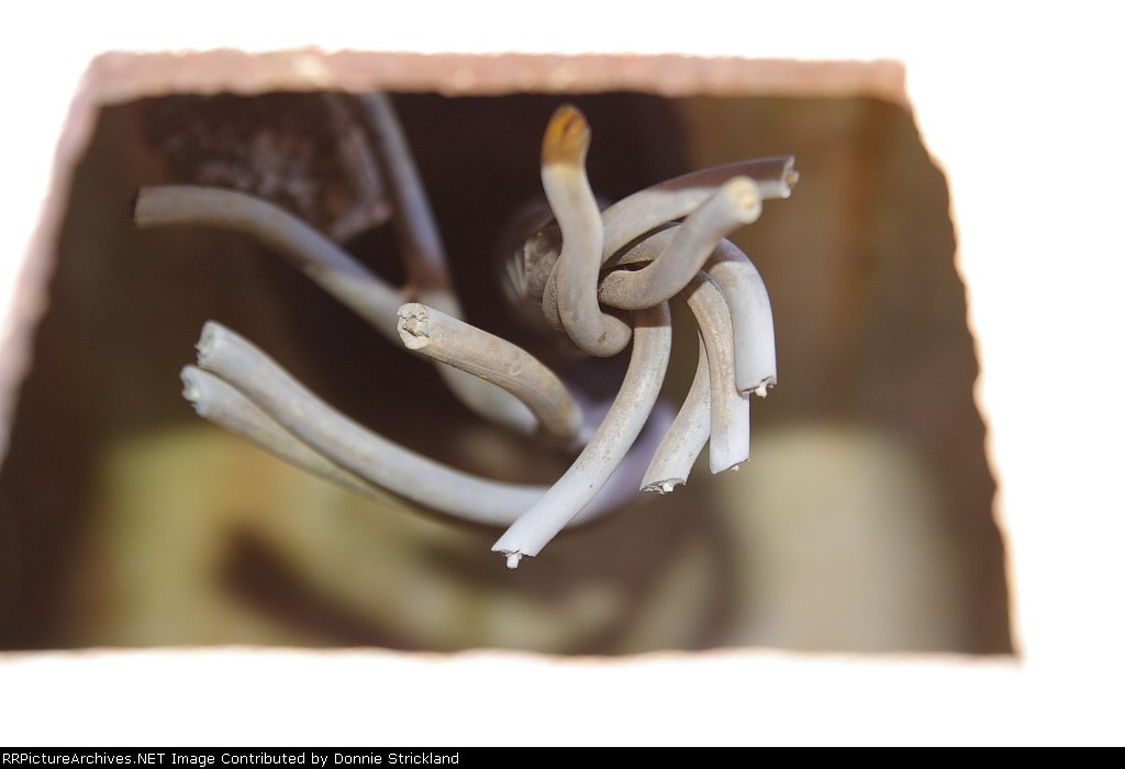 Wires in the north side signal pedestal