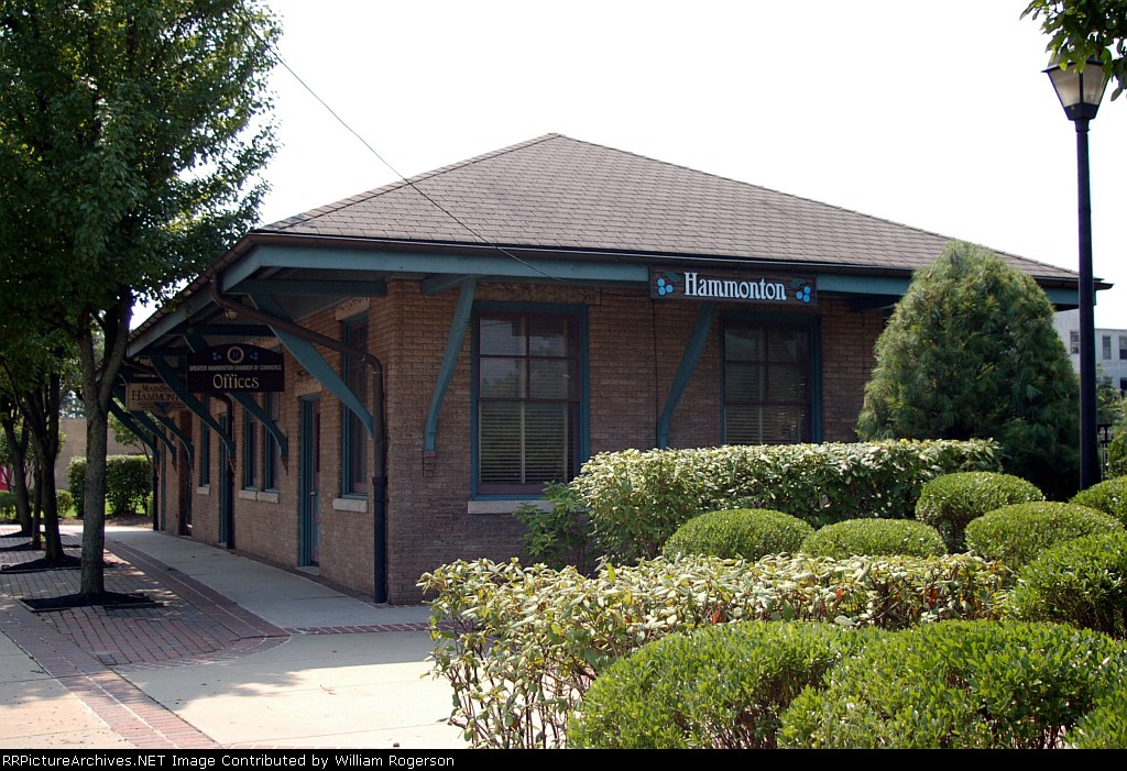 Former Pennsylvania-Reading Seashore Lines Depot