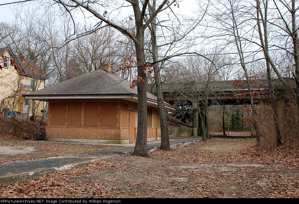 Former Pennsylvania - Reading Seashore Lines (PRSL) Passenger Station