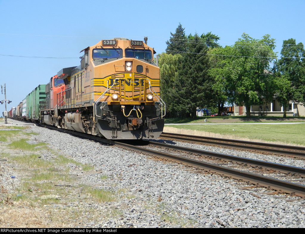 BNSF 5389