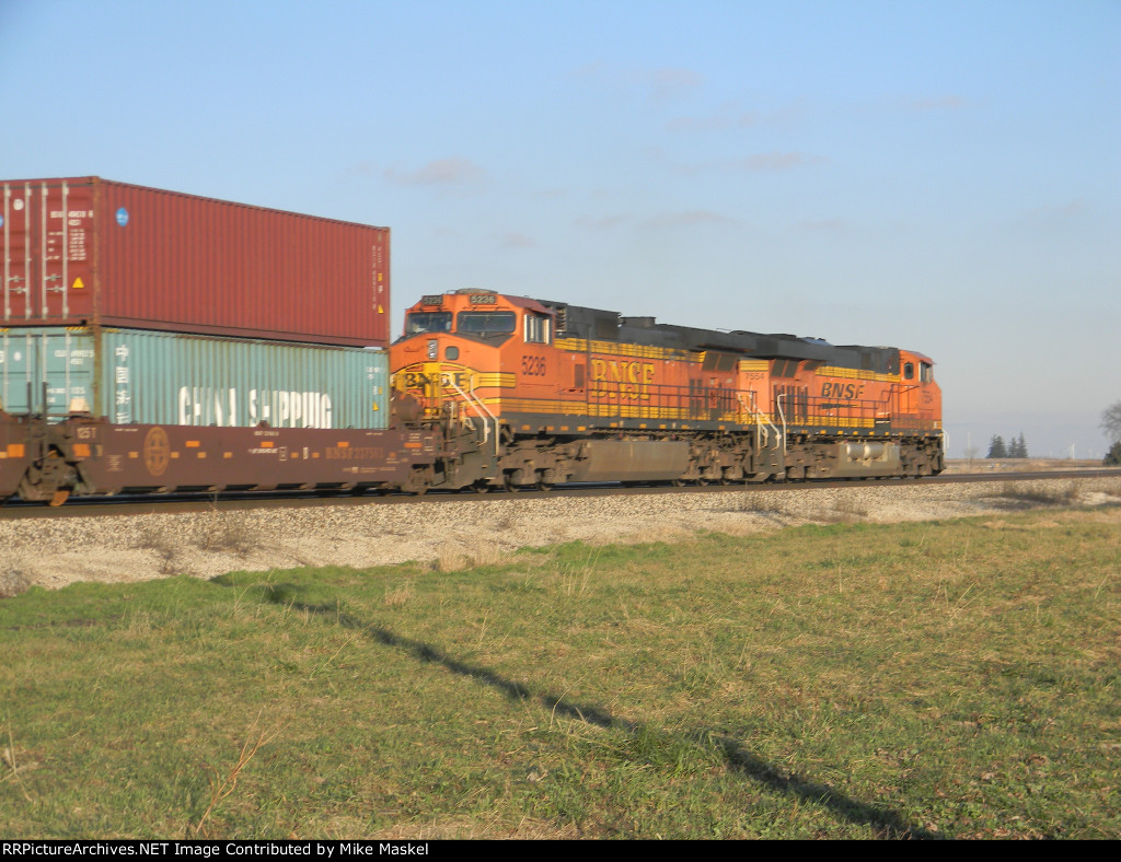 BNSF 7554