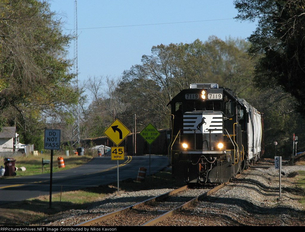 NS G07 heading out of town at MP 53