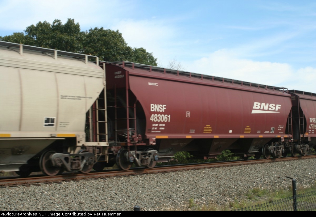 BNSF 483061