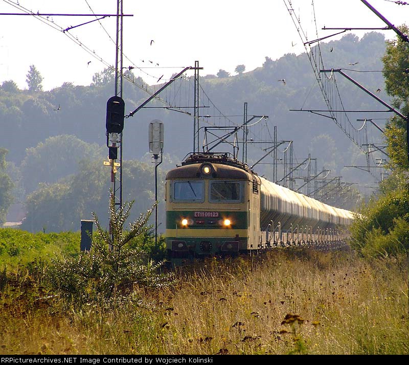 ET11 00123 (130 041-7)