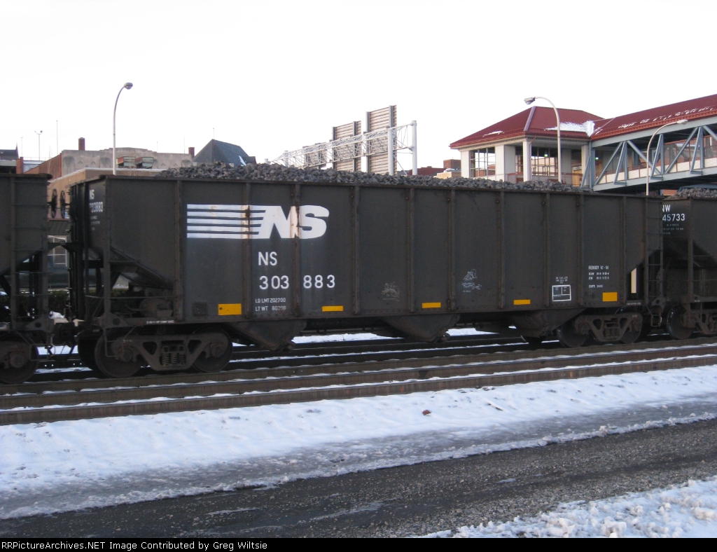 NS 303883