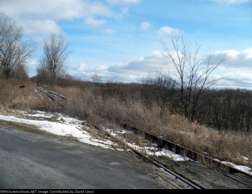 East from Galbraith Line Rd.