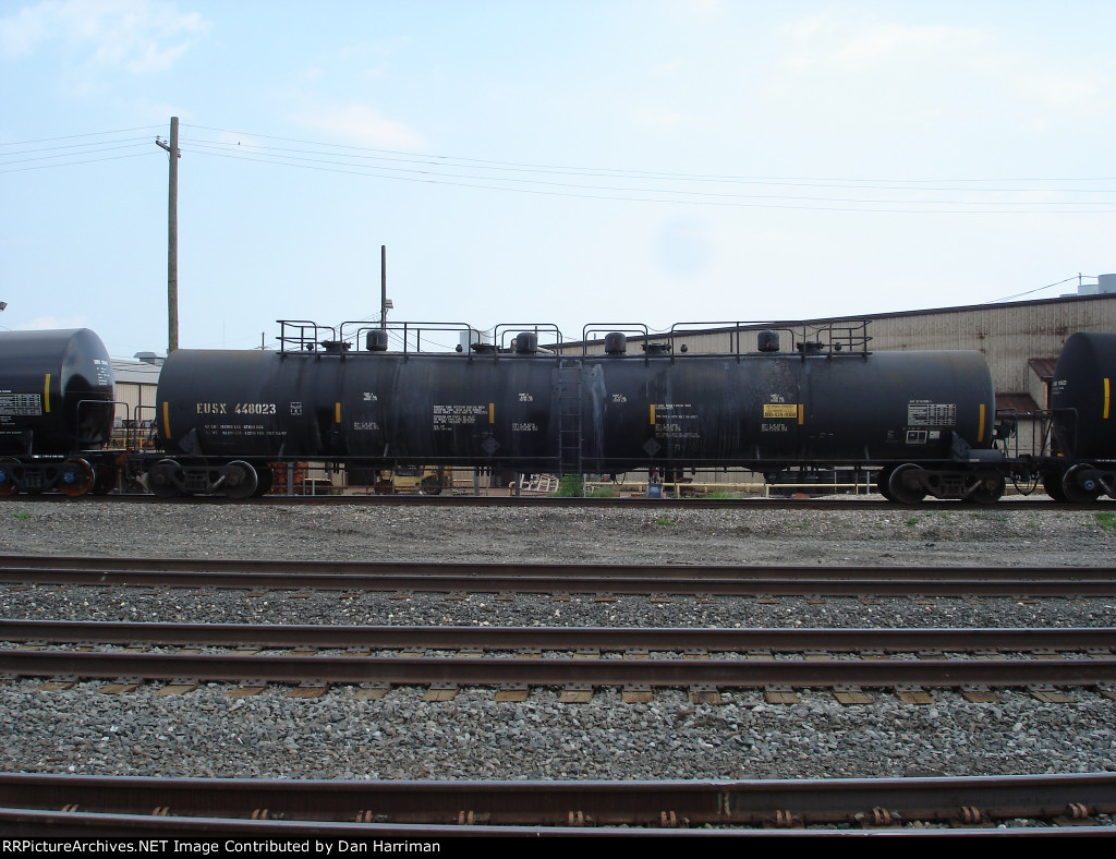 Tank car