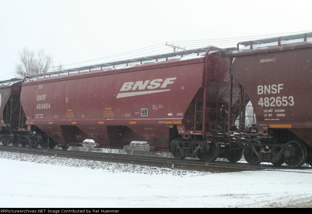 BNSF 485684